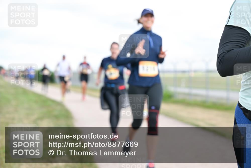 14.09.2025 - Airport Race Dr. Thomas Lammeyer http://msf.ph/oto/8877669 14.09.2025 12:24:03 Laufen  meine-sportfotos.de
