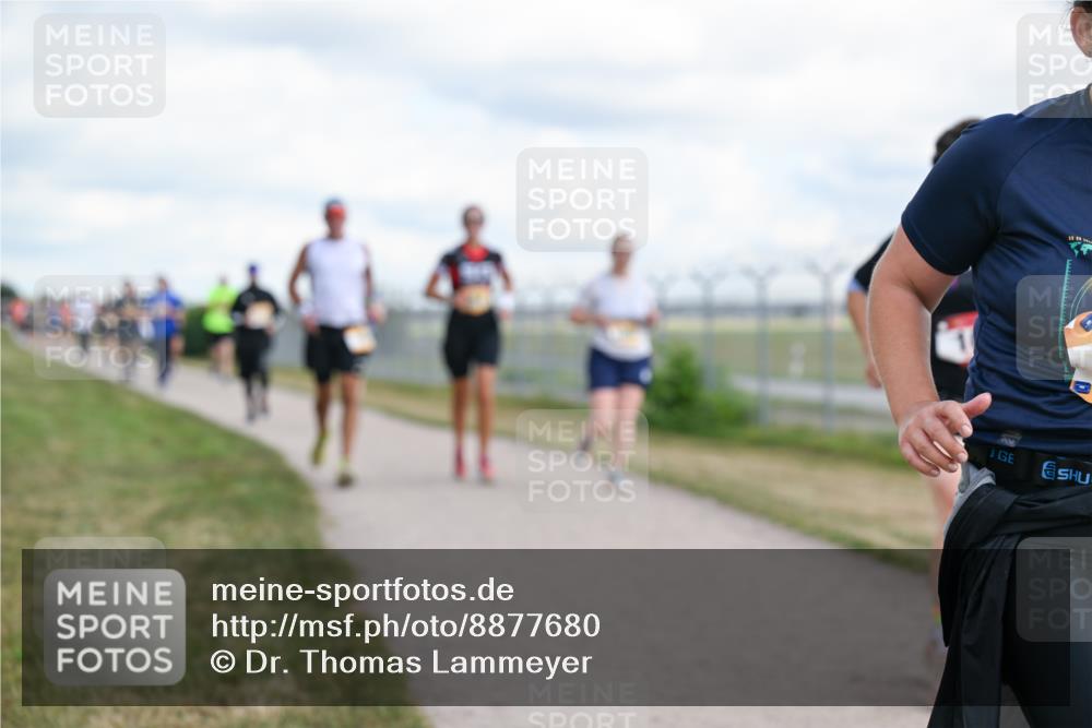 14.09.2025 - Airport Race Dr. Thomas Lammeyer http://msf.ph/oto/8877680 14.09.2025 12:24:05 Laufen  meine-sportfotos.de
