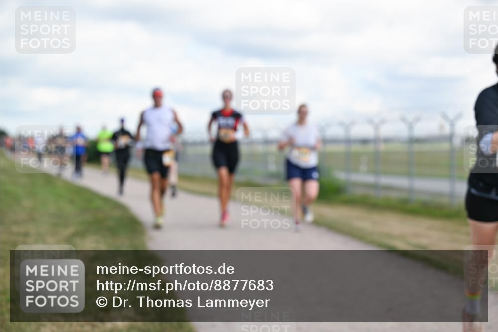 14.09.2025 - Airport Race Dr. Thomas Lammeyer http://msf.ph/oto/8877683 14.09.2025 12:24:05 Laufen  meine-sportfotos.de