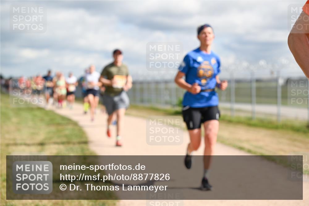 14.09.2025 - Airport Race Dr. Thomas Lammeyer http://msf.ph/oto/8877826 14.09.2025 12:24:29 Laufen  meine-sportfotos.de