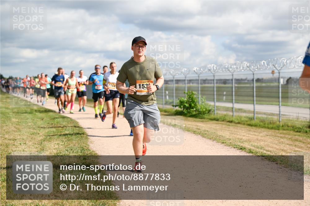 14.09.2025 - Airport Race Dr. Thomas Lammeyer http://msf.ph/oto/8877833 14.09.2025 12:24:30 Laufen 1784, 153, 153 meine-sportfotos.de