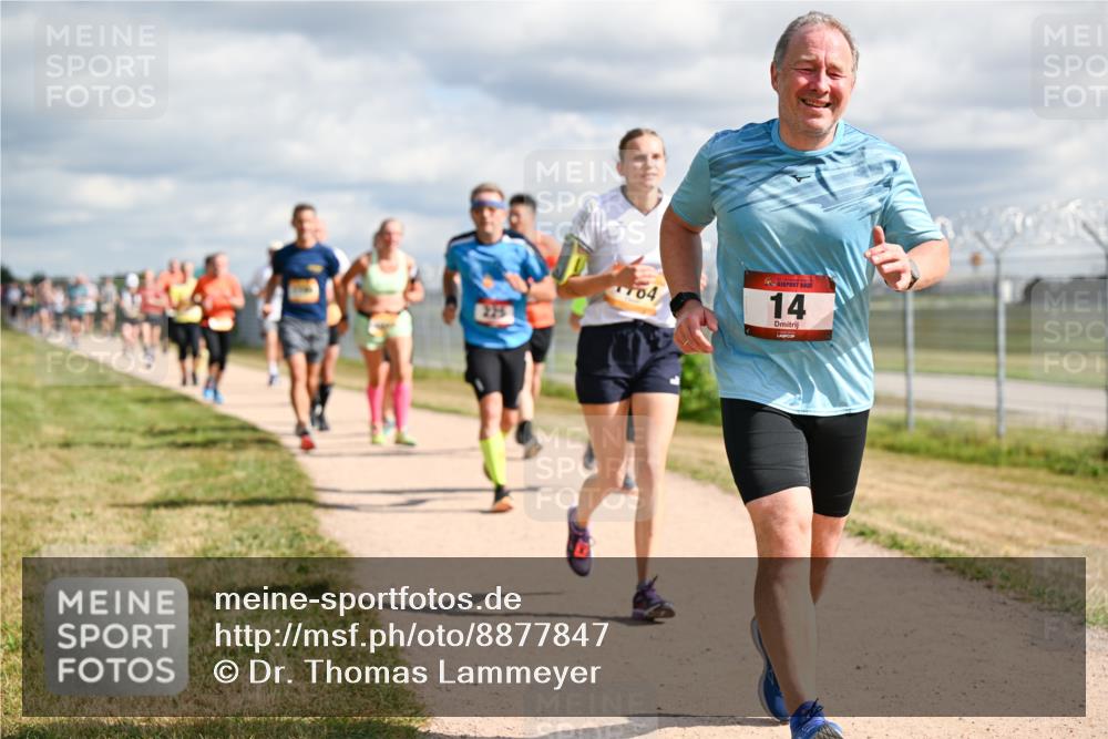 14.09.2025 - Airport Race Dr. Thomas Lammeyer http://msf.ph/oto/8877847 14.09.2025 12:24:32 Laufen 1704, 14 meine-sportfotos.de