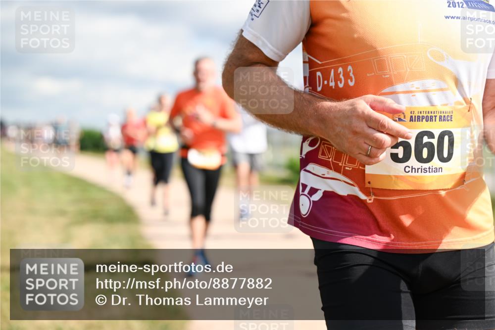 14.09.2025 - Airport Race Dr. Thomas Lammeyer http://msf.ph/oto/8877882 14.09.2025 12:24:38 Laufen 433, 2012, 42, 560 meine-sportfotos.de