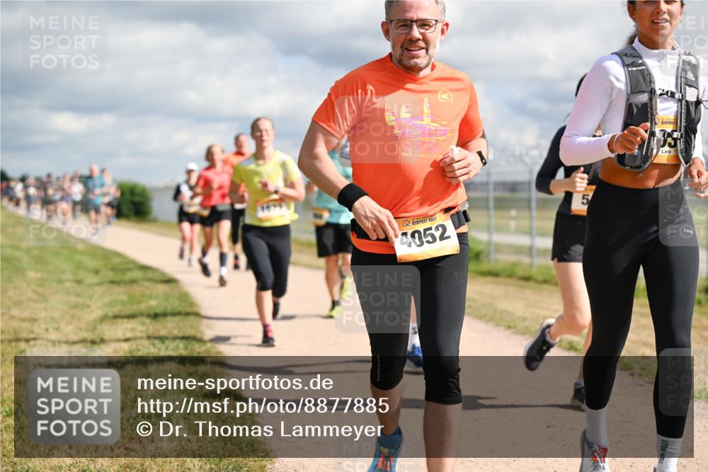 14.09.2025 - Airport Race Dr. Thomas Lammeyer http://msf.ph/oto/8877885 14.09.2025 12:24:39 Laufen 4052, 5 meine-sportfotos.de