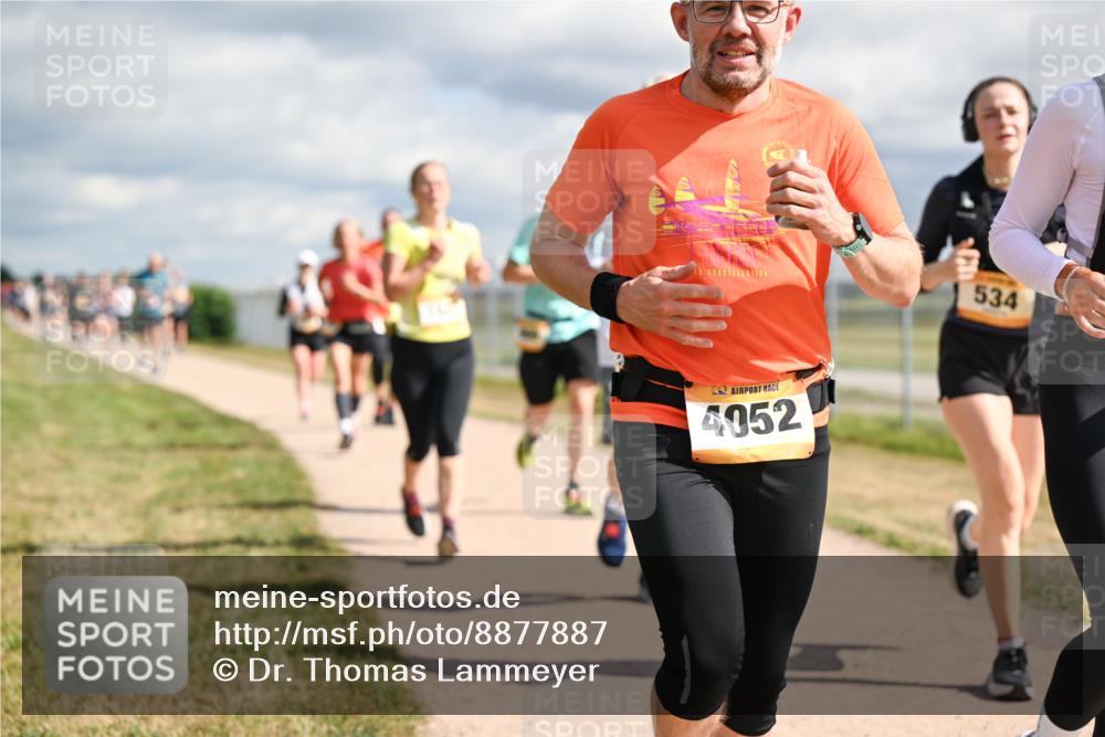 14.09.2025 - Airport Race Dr. Thomas Lammeyer http://msf.ph/oto/8877887 14.09.2025 12:24:40 Laufen 534, 4052 meine-sportfotos.de