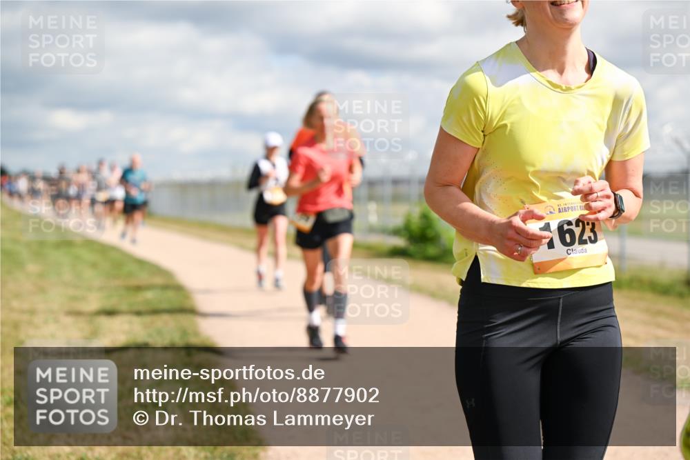 14.09.2025 - Airport Race Dr. Thomas Lammeyer http://msf.ph/oto/8877902 14.09.2025 12:24:42 Laufen 42, 1623 meine-sportfotos.de