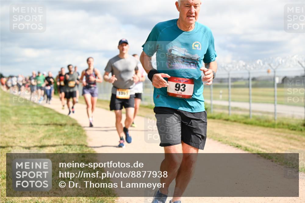 14.09.2025 - Airport Race Dr. Thomas Lammeyer http://msf.ph/oto/8877938 14.09.2025 12:24:50 Laufen 93, 35, 2021 meine-sportfotos.de