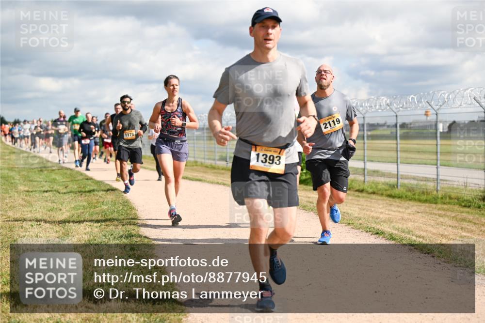 14.09.2025 - Airport Race Dr. Thomas Lammeyer http://msf.ph/oto/8877945 14.09.2025 12:24:51 Laufen 1178, 1393, 2119 meine-sportfotos.de