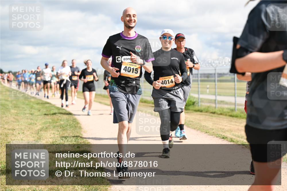 14.09.2025 - Airport Race Dr. Thomas Lammeyer http://msf.ph/oto/8878016 14.09.2025 12:25:03 Laufen 4015, 4014 meine-sportfotos.de