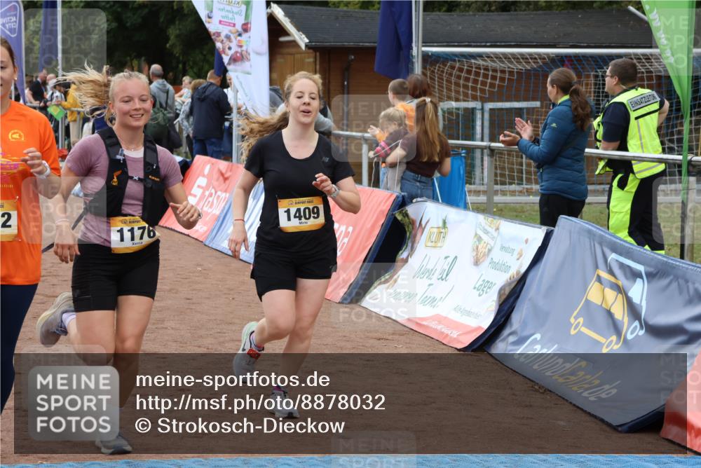 14.09.2025 - Airport Race Strokosch-Dieckow http://msf.ph/oto/8878032 14.09.2025 12:36:41 Ziel 489, 688, 866, 993, 1176, 1409, 1572, 1706, 1712, 2044 meine-sportfotos.de