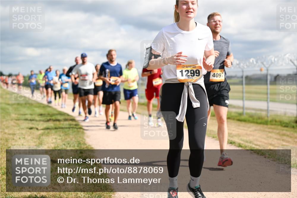 14.09.2025 - Airport Race Dr. Thomas Lammeyer http://msf.ph/oto/8878069 14.09.2025 12:25:08 Laufen 1299, 4097 meine-sportfotos.de