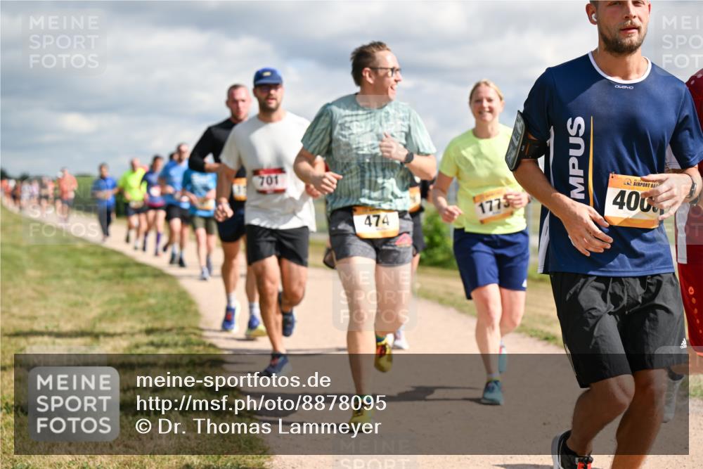 14.09.2025 - Airport Race Dr. Thomas Lammeyer http://msf.ph/oto/8878095 14.09.2025 12:25:12 Laufen 701, 474, 1775, 3, 400 meine-sportfotos.de
