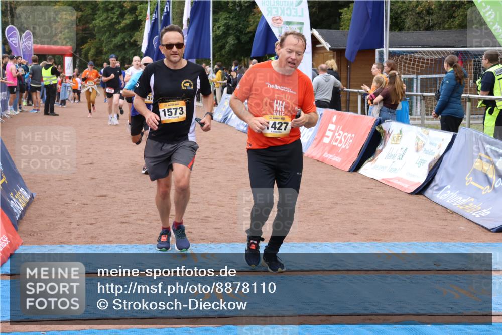 14.09.2025 - Airport Race Strokosch-Dieckow http://msf.ph/oto/8878110 14.09.2025 12:36:58 Ziel 240, 241, 347, 1074, 1313, 1427, 1573, 2060, 4133 meine-sportfotos.de