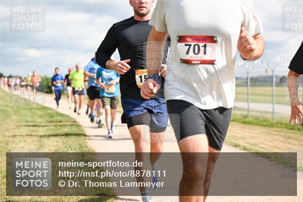 14.09.2025 - Airport Race Dr. Thomas Lammeyer http://msf.ph/oto/8878111 14.09.2025 12:25:14 Laufen 15, 701 meine-sportfotos.de