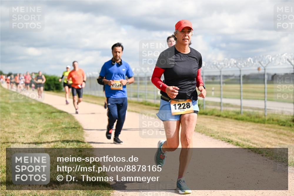 14.09.2025 - Airport Race Dr. Thomas Lammeyer http://msf.ph/oto/8878165 14.09.2025 12:25:20 Laufen 2039, 1228 meine-sportfotos.de