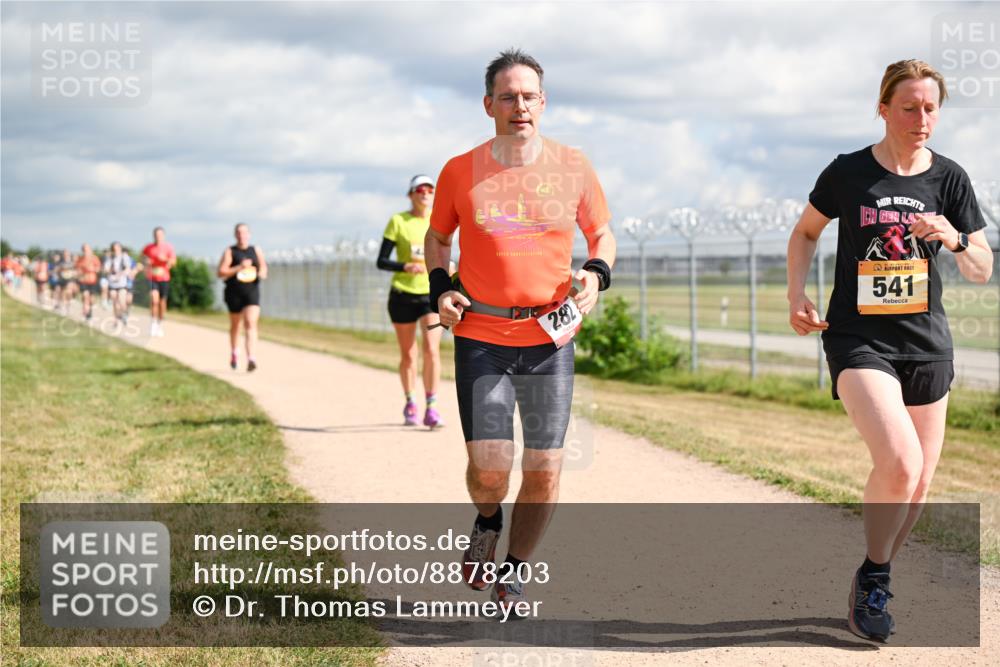 14.09.2025 - Airport Race Dr. Thomas Lammeyer http://msf.ph/oto/8878203 14.09.2025 12:25:24 Laufen 282, 541 meine-sportfotos.de