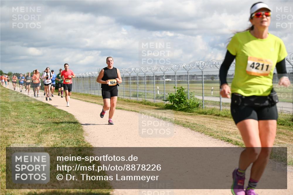 14.09.2025 - Airport Race Dr. Thomas Lammeyer http://msf.ph/oto/8878226 14.09.2025 12:25:28 Laufen 1732, 924, 4211 meine-sportfotos.de