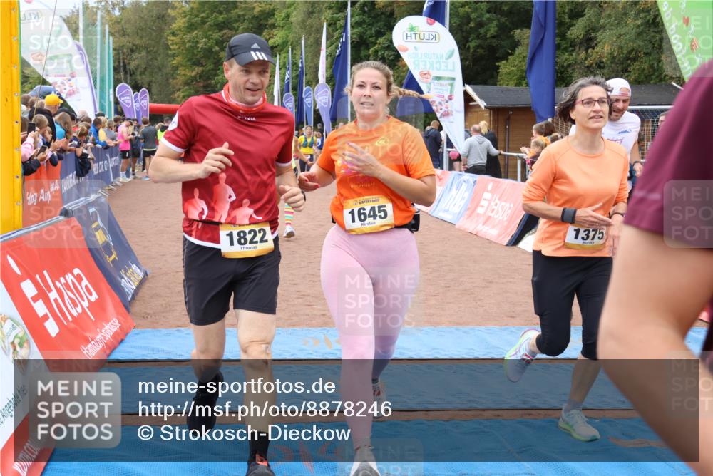 14.09.2025 - Airport Race Strokosch-Dieckow http://msf.ph/oto/8878246 14.09.2025 12:37:22 Ziel 256, 259, 469, 517, 655, 676, 813, 877, 1375, 1645, 1822, 2113, 4057, 4218, 4400 meine-sportfotos.de