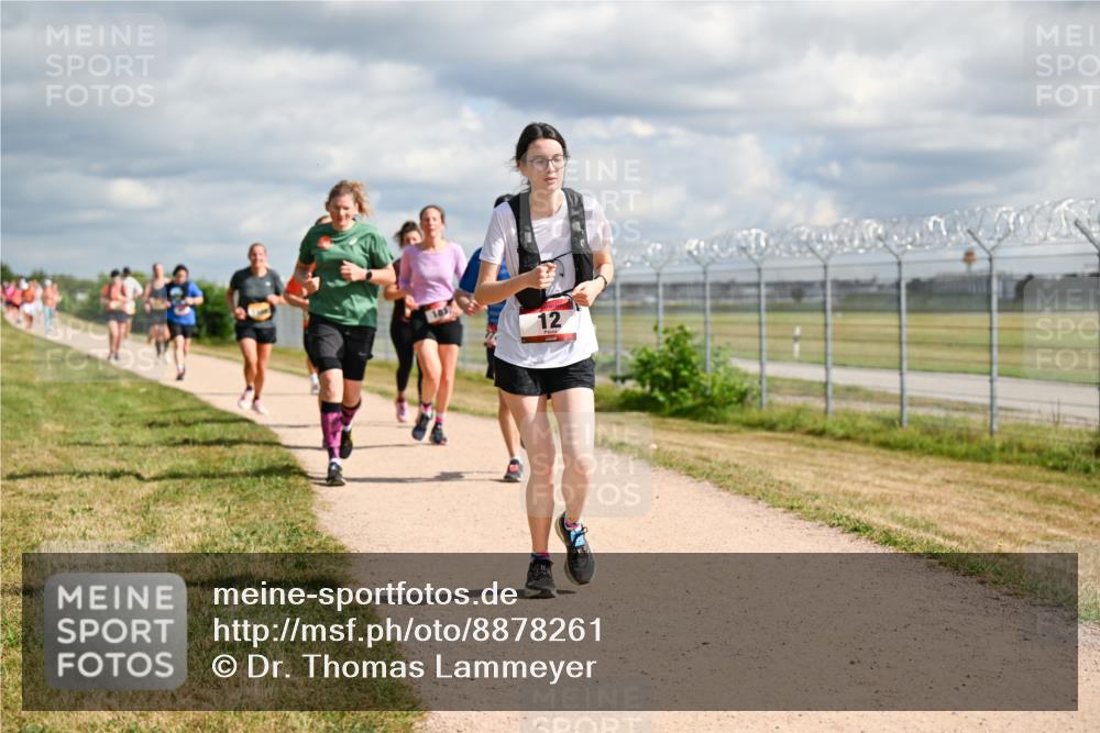 14.09.2025 - Airport Race Dr. Thomas Lammeyer http://msf.ph/oto/8878261 14.09.2025 12:25:36 Laufen 12 meine-sportfotos.de