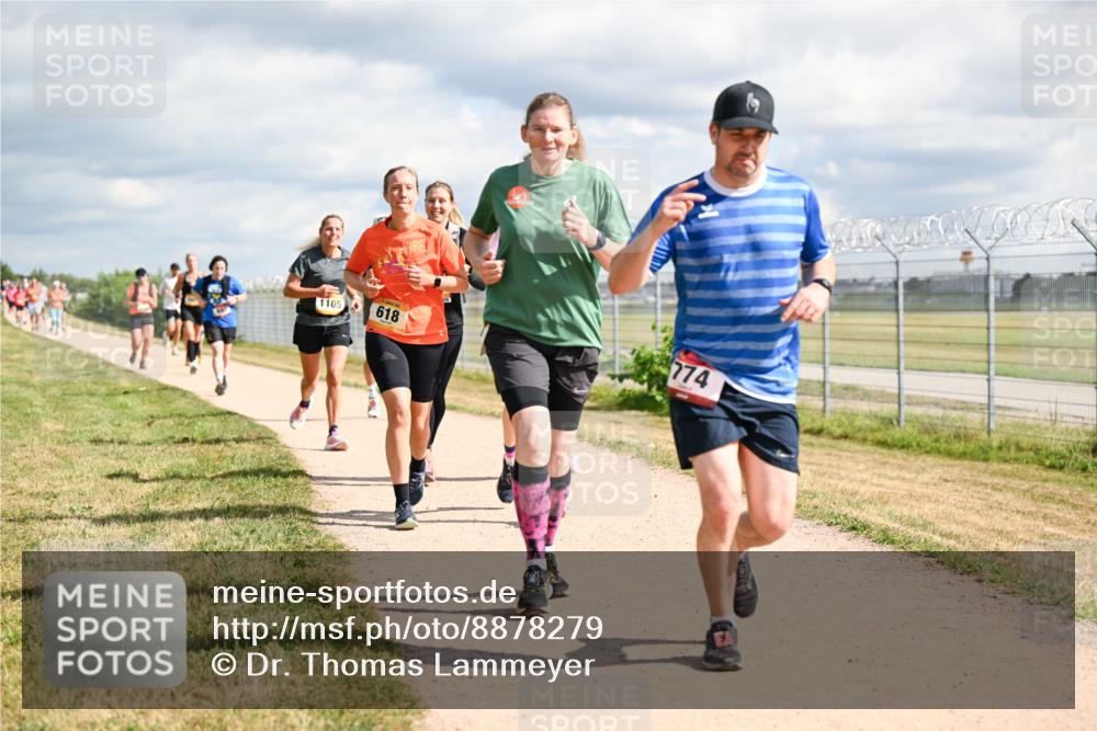 14.09.2025 - Airport Race Dr. Thomas Lammeyer http://msf.ph/oto/8878279 14.09.2025 12:25:38 Laufen 1105, 618, 774 meine-sportfotos.de