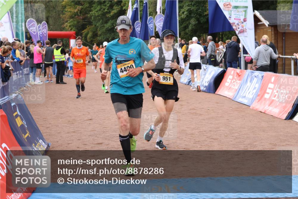 14.09.2025 - Airport Race Strokosch-Dieckow http://msf.ph/oto/8878286 14.09.2025 12:37:31 Ziel 199, 256, 469, 786, 877, 951, 977, 996, 1198, 1222, 1403, 1889, 4242, 4400 meine-sportfotos.de