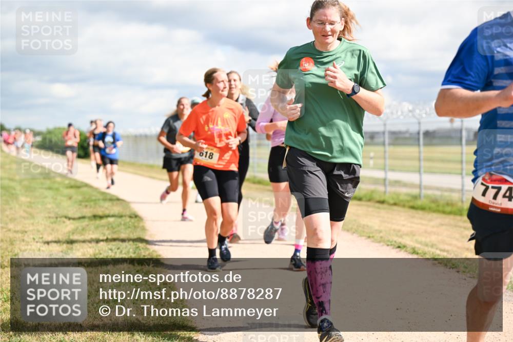 14.09.2025 - Airport Race Dr. Thomas Lammeyer http://msf.ph/oto/8878287 14.09.2025 12:25:38 Laufen 618, 774 meine-sportfotos.de