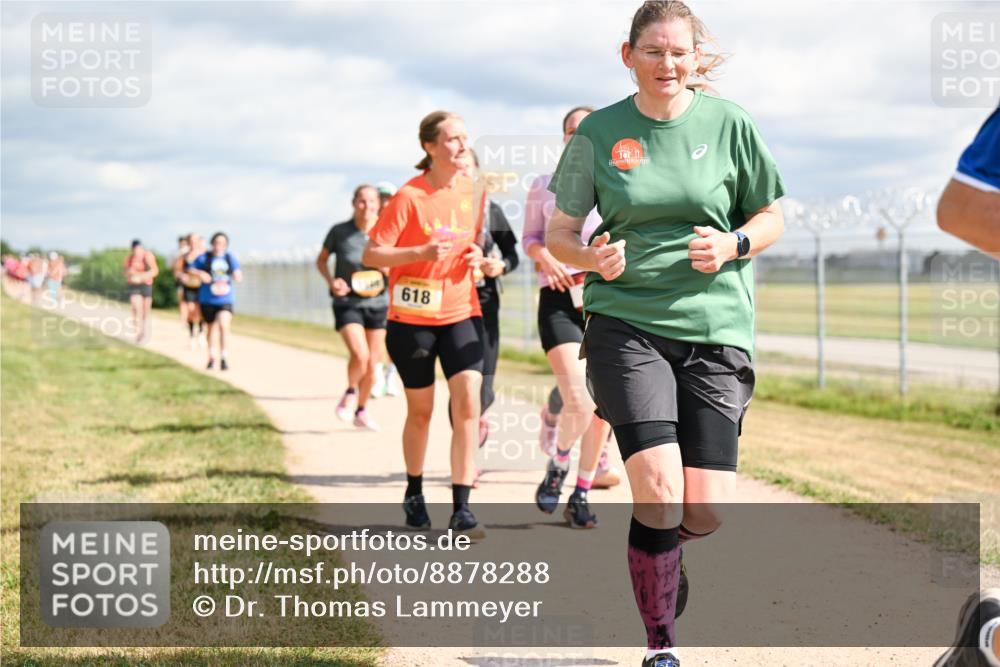 14.09.2025 - Airport Race Dr. Thomas Lammeyer http://msf.ph/oto/8878288 14.09.2025 12:25:39 Laufen 618 meine-sportfotos.de