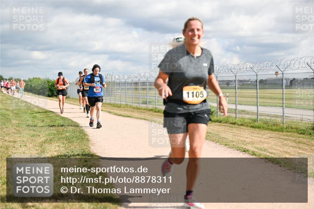 14.09.2025 - Airport Race Dr. Thomas Lammeyer http://msf.ph/oto/8878311 14.09.2025 12:25:41 Laufen 2041, 693, 1105 meine-sportfotos.de