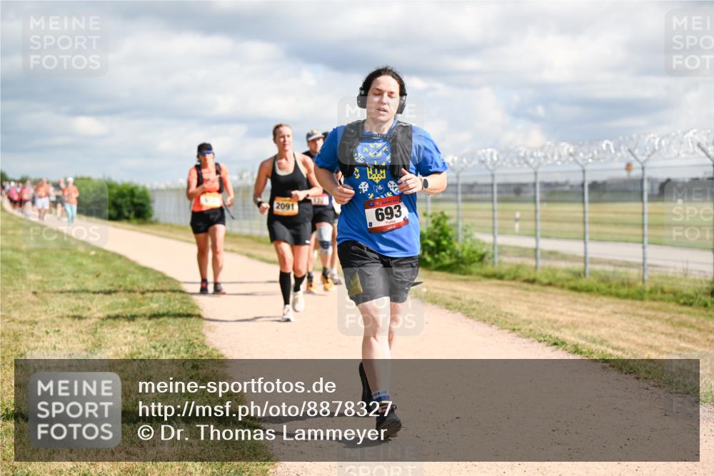 14.09.2025 - Airport Race Dr. Thomas Lammeyer http://msf.ph/oto/8878327 14.09.2025 12:25:45 Laufen 2091, 693 meine-sportfotos.de