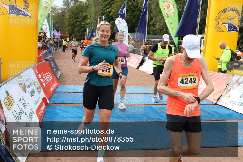 14.09.2025 - Airport Race Strokosch-Dieckow http://msf.ph/oto/8878355 14.09.2025 12:37:42 Ziel 148, 315, 817, 818, 890, 946, 998, 1136, 1198, 1222, 1682, 1889, 2106, 4242 meine-sportfotos.de