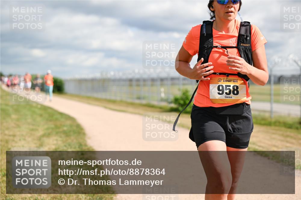 14.09.2025 - Airport Race Dr. Thomas Lammeyer http://msf.ph/oto/8878364 14.09.2025 12:25:50 Laufen 42, 958 meine-sportfotos.de