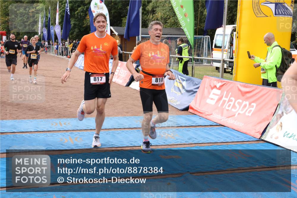 14.09.2025 - Airport Race Strokosch-Dieckow http://msf.ph/oto/8878384 14.09.2025 12:37:47 Ziel 148, 817, 818, 890, 946, 1136, 1896, 2106 meine-sportfotos.de