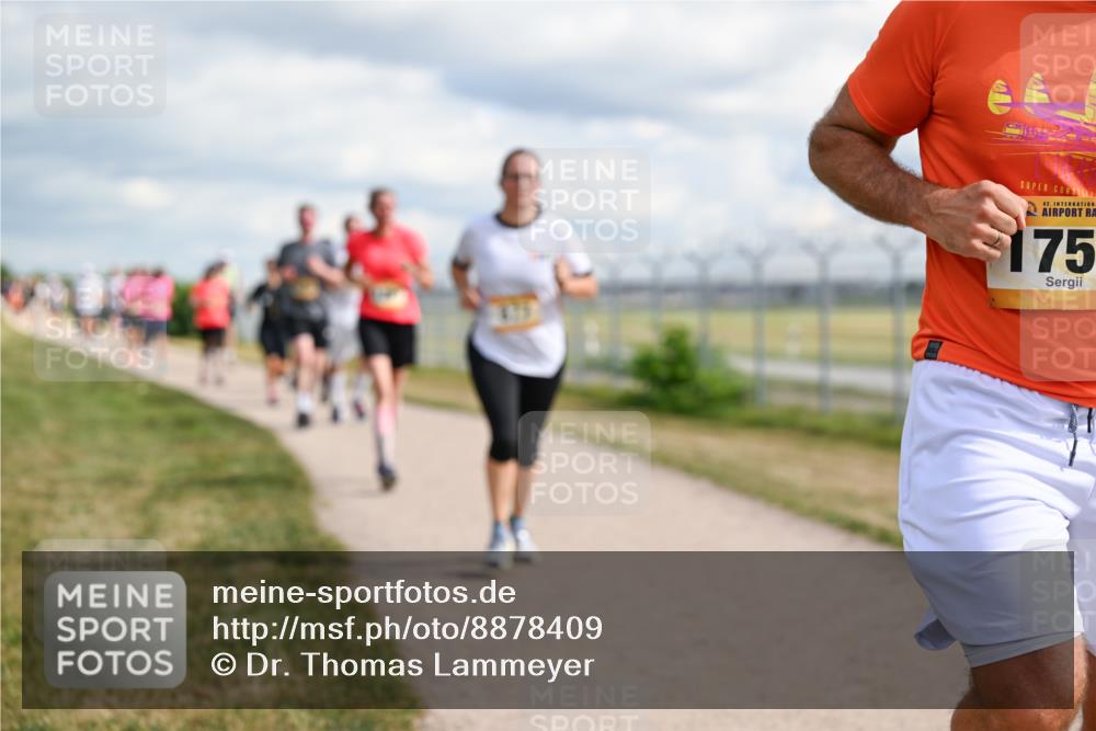14.09.2025 - Airport Race Dr. Thomas Lammeyer http://msf.ph/oto/8878409 14.09.2025 12:26:06 Laufen 42, 175 meine-sportfotos.de