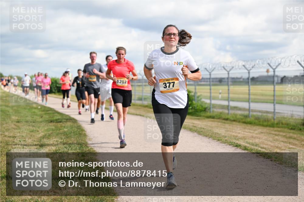 14.09.2025 - Airport Race Dr. Thomas Lammeyer http://msf.ph/oto/8878415 14.09.2025 12:26:07 Laufen 1207, 377 meine-sportfotos.de