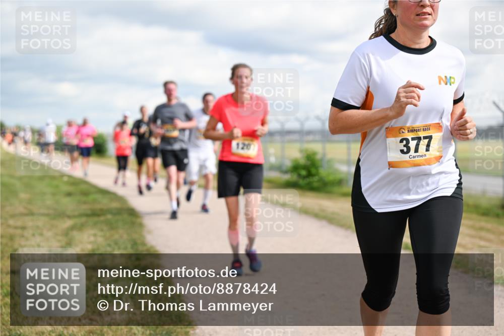 14.09.2025 - Airport Race Dr. Thomas Lammeyer http://msf.ph/oto/8878424 14.09.2025 12:26:08 Laufen 1207, 377 meine-sportfotos.de