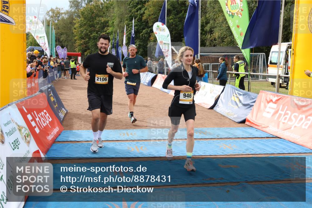 14.09.2025 - Airport Race Strokosch-Dieckow http://msf.ph/oto/8878431 14.09.2025 12:37:50 Ziel 817, 818, 946, 1136, 1896, 2106, 2115 meine-sportfotos.de