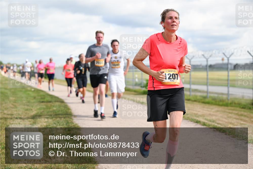 14.09.2025 - Airport Race Dr. Thomas Lammeyer http://msf.ph/oto/8878433 14.09.2025 12:26:09 Laufen 2033, 1207 meine-sportfotos.de