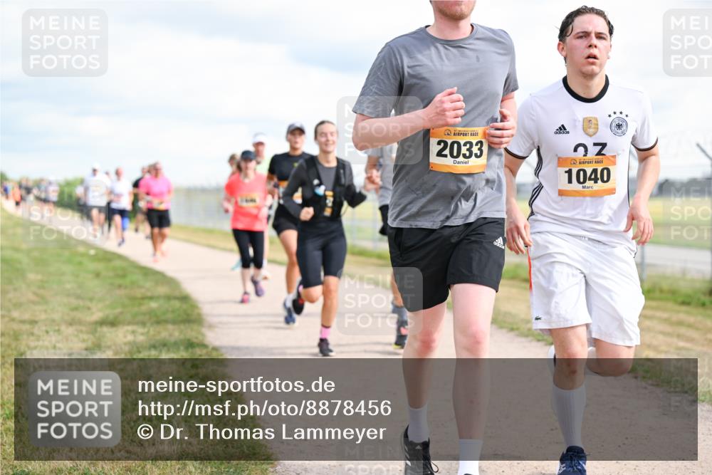 14.09.2025 - Airport Race Dr. Thomas Lammeyer http://msf.ph/oto/8878456 14.09.2025 12:26:12 Laufen 2033, 1040 meine-sportfotos.de