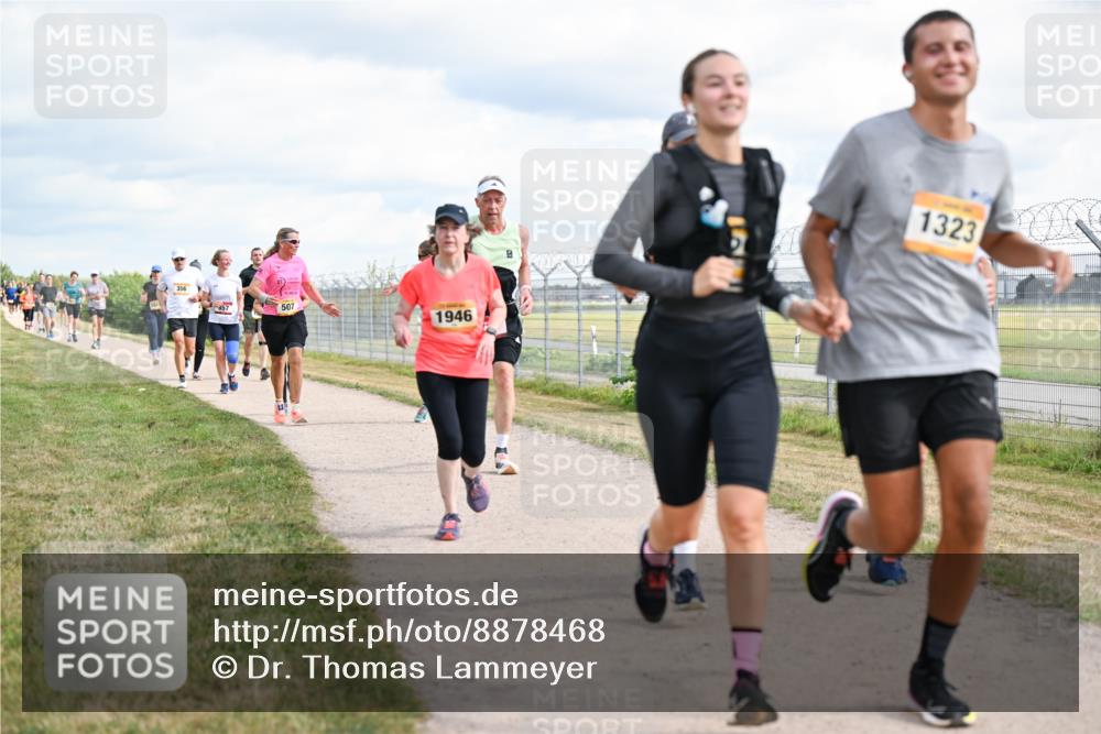 14.09.2025 - Airport Race Dr. Thomas Lammeyer http://msf.ph/oto/8878468 14.09.2025 12:26:13 Laufen 356, 857, 507, 1946, 1323 meine-sportfotos.de