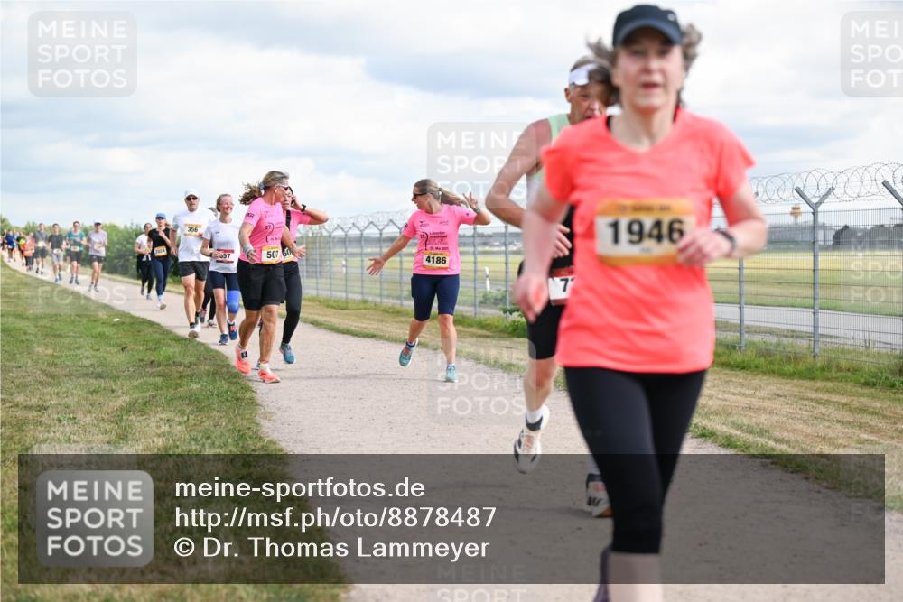 14.09.2025 - Airport Race Dr. Thomas Lammeyer http://msf.ph/oto/8878487 14.09.2025 12:26:15 Laufen 356, 57, 507, 60, 27, 9, 2025, 4186, 7, 1946 meine-sportfotos.de