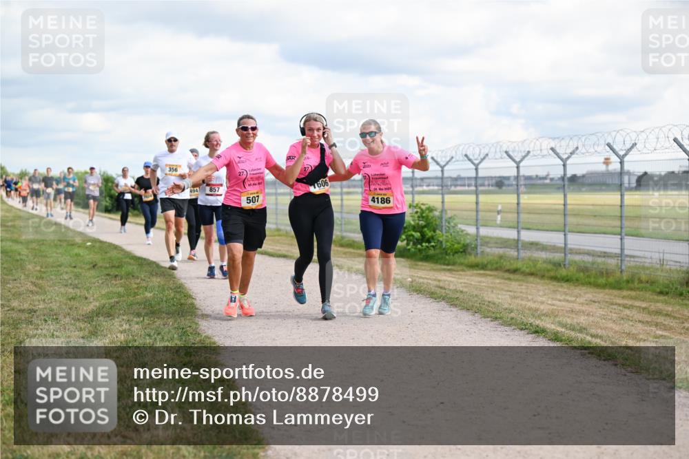 14.09.2025 - Airport Race Dr. Thomas Lammeyer http://msf.ph/oto/8878499 14.09.2025 12:26:17 Laufen 356, 494, 2024, 857, 20, 507, 606, 9, 2025, 4186 meine-sportfotos.de