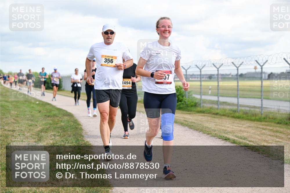 14.09.2025 - Airport Race Dr. Thomas Lammeyer http://msf.ph/oto/8878530 14.09.2025 12:26:20 Laufen 356, 20, 1494, 1494, 57 meine-sportfotos.de