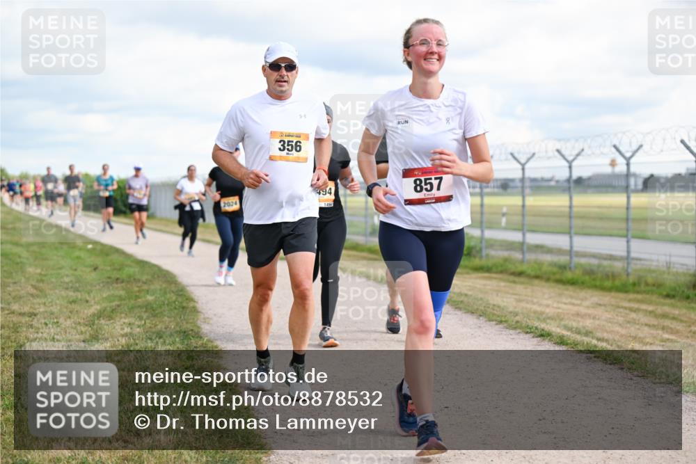 14.09.2025 - Airport Race Dr. Thomas Lammeyer http://msf.ph/oto/8878532 14.09.2025 12:26:21 Laufen 356, 2024, 494, 149, 857 meine-sportfotos.de