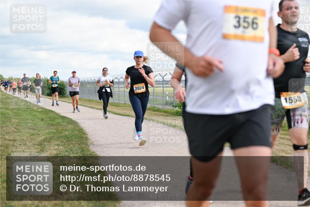 14.09.2025 - Airport Race Dr. Thomas Lammeyer http://msf.ph/oto/8878545 14.09.2025 12:26:22 Laufen 2154, 1681, 2024, 356, 1558 meine-sportfotos.de