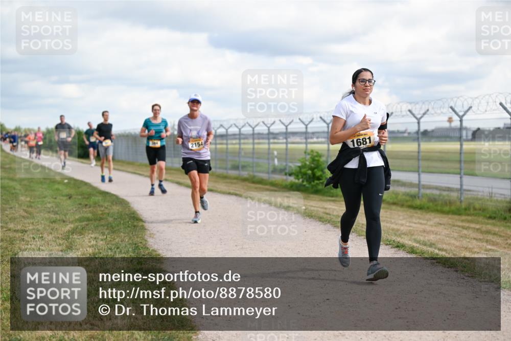 14.09.2025 - Airport Race Dr. Thomas Lammeyer http://msf.ph/oto/8878580 14.09.2025 12:26:27 Laufen 2154, 1681 meine-sportfotos.de