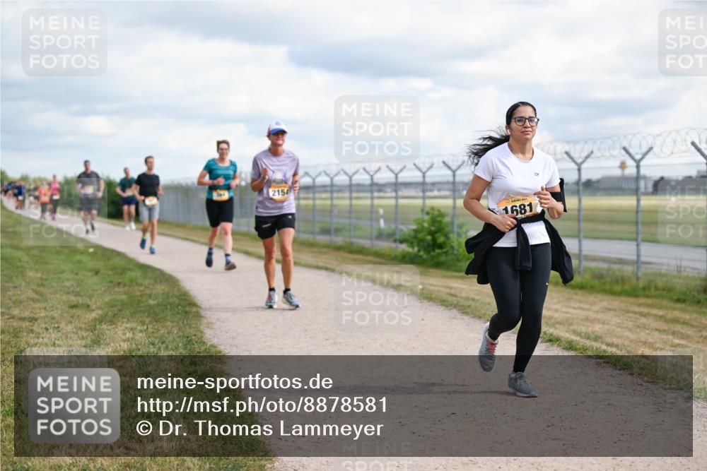 14.09.2025 - Airport Race Dr. Thomas Lammeyer http://msf.ph/oto/8878581 14.09.2025 12:26:27 Laufen 2154, 1681 meine-sportfotos.de