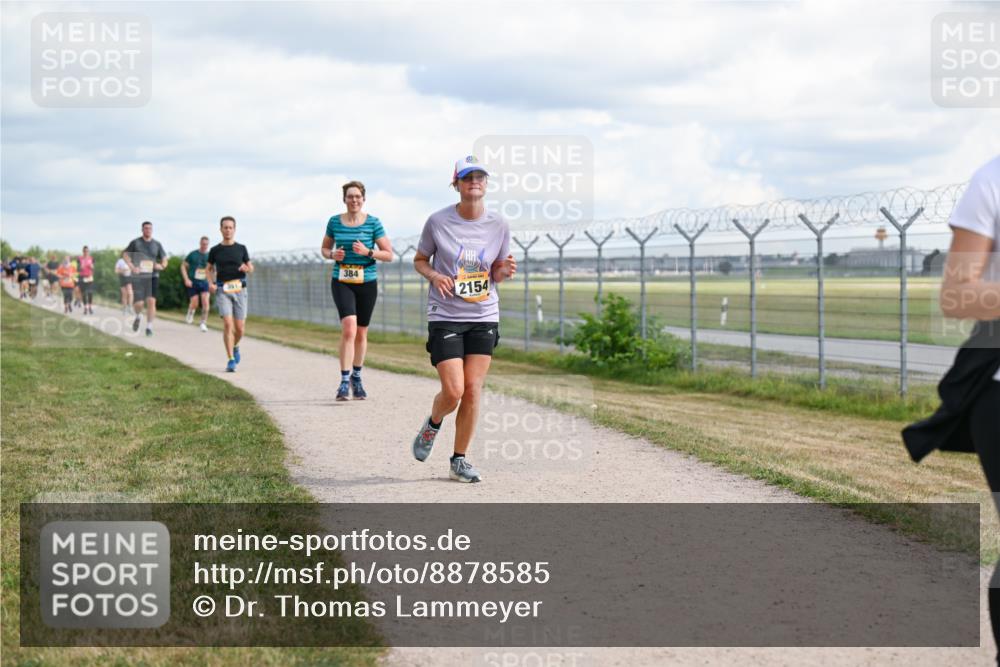 14.09.2025 - Airport Race Dr. Thomas Lammeyer http://msf.ph/oto/8878585 14.09.2025 12:26:28 Laufen 384, 2154 meine-sportfotos.de