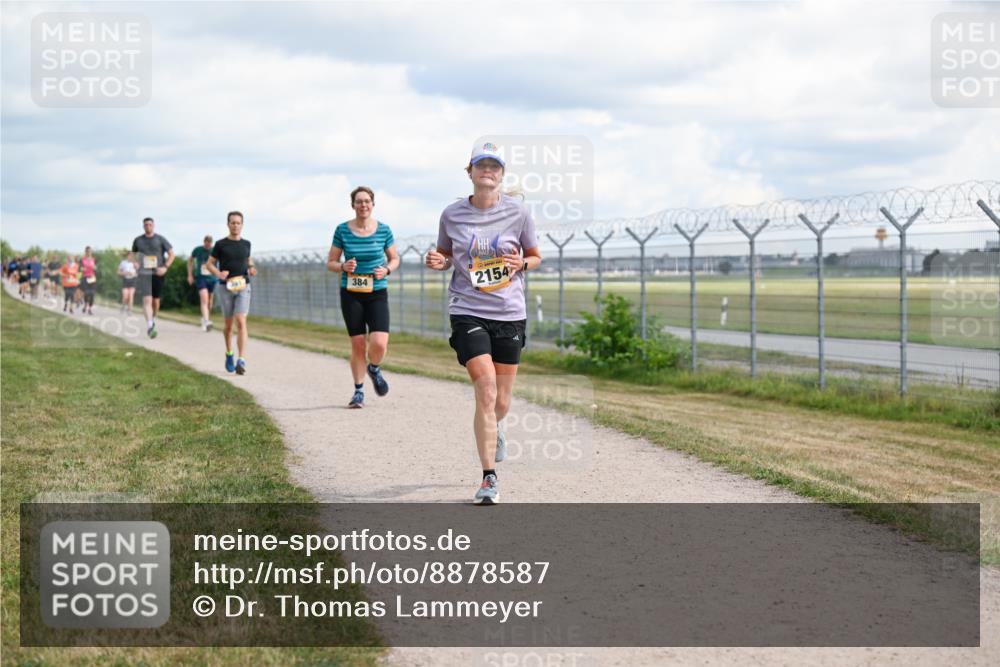 14.09.2025 - Airport Race Dr. Thomas Lammeyer http://msf.ph/oto/8878587 14.09.2025 12:26:28 Laufen 384, 2154 meine-sportfotos.de