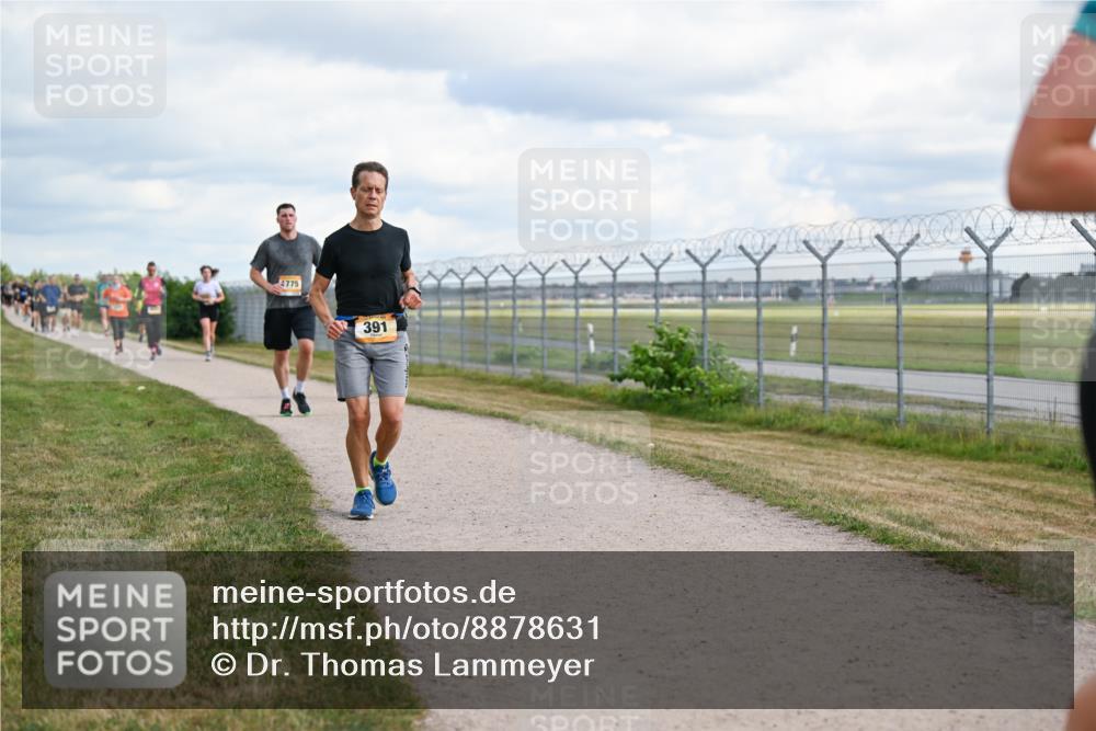 14.09.2025 - Airport Race Dr. Thomas Lammeyer http://msf.ph/oto/8878631 14.09.2025 12:26:33 Laufen 4775, 391 meine-sportfotos.de