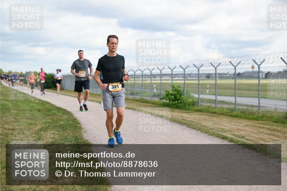 14.09.2025 - Airport Race Dr. Thomas Lammeyer http://msf.ph/oto/8878636 14.09.2025 12:26:33 Laufen 4775, 391 meine-sportfotos.de